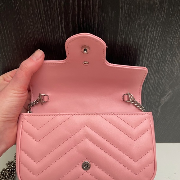 Pink Gucci Marmont 2.0 Supermini Handbag - Picture 5 of 15